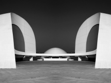 http://www.josecavana.com/files/gimgs/th-17_Niemeyer 05.jpg